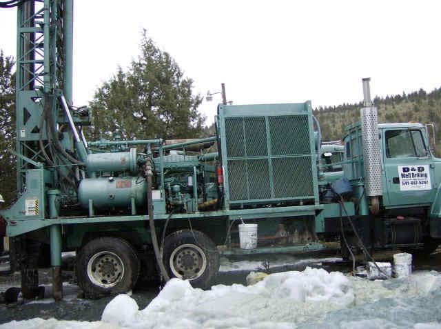D & D Well Drilling LLC logo