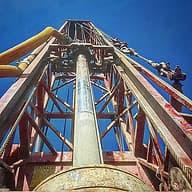 Les Petersen Drilling & Pump Inc. logo