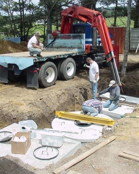 Superior Pump and Drilling logo