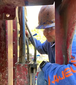 Dave Beecroft Pump & Well - gallery